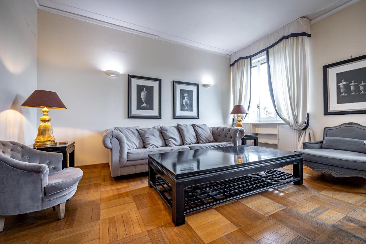 Yid D'Azeglio Luxury Apartment With Parking Florence Luaran gambar