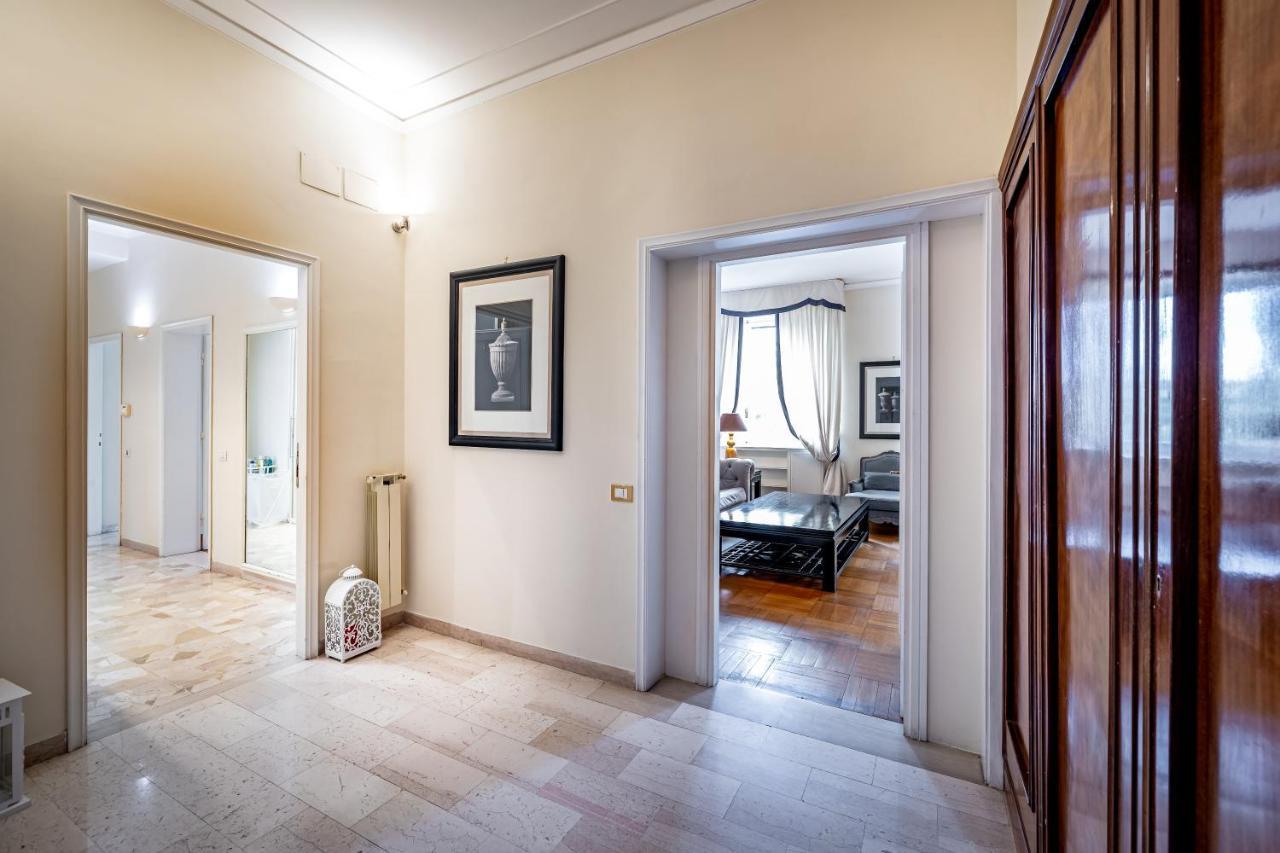 Yid D'Azeglio Luxury Apartment With Parking Florence Luaran gambar