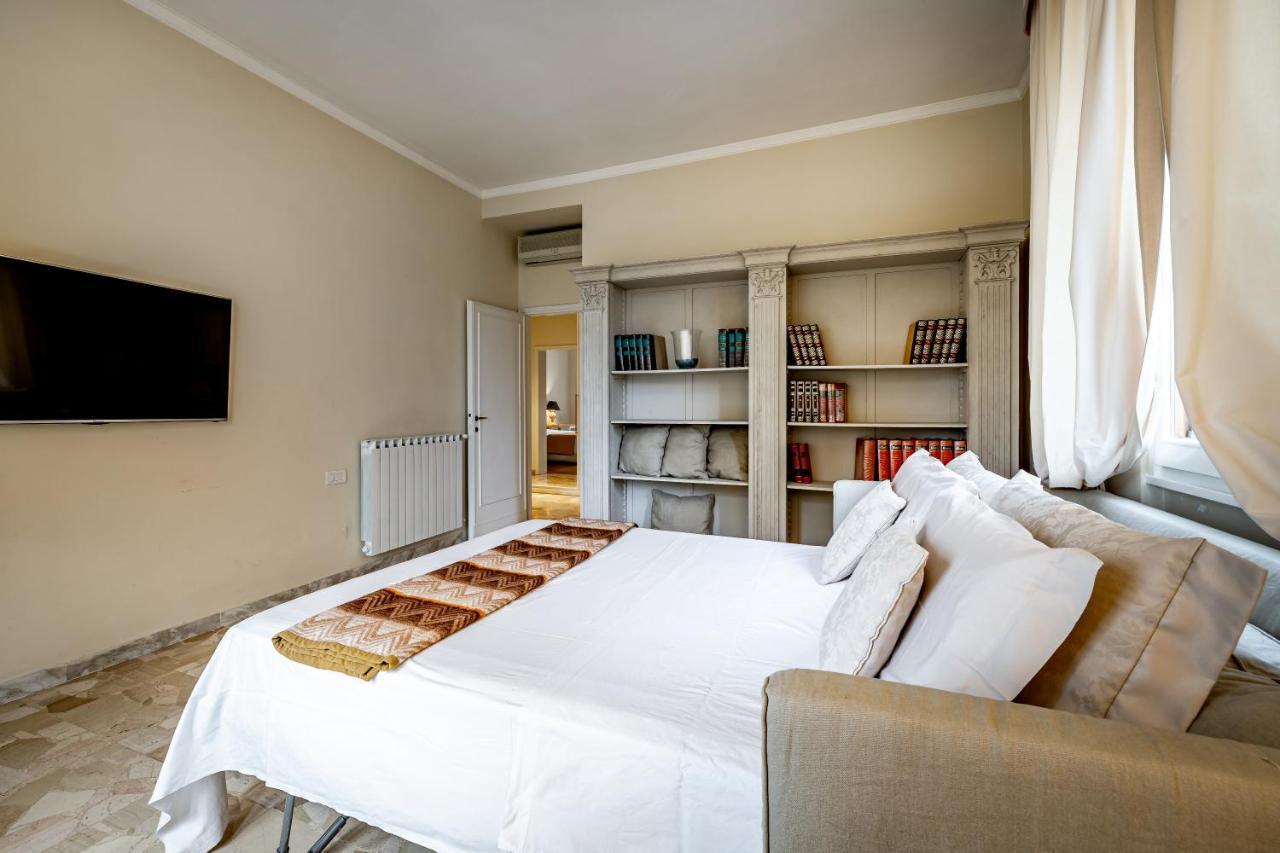 Yid D'Azeglio Luxury Apartment With Parking Florence Luaran gambar