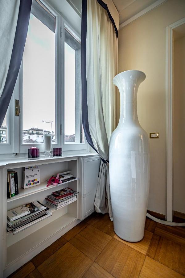 Yid D'Azeglio Luxury Apartment With Parking Florence Luaran gambar