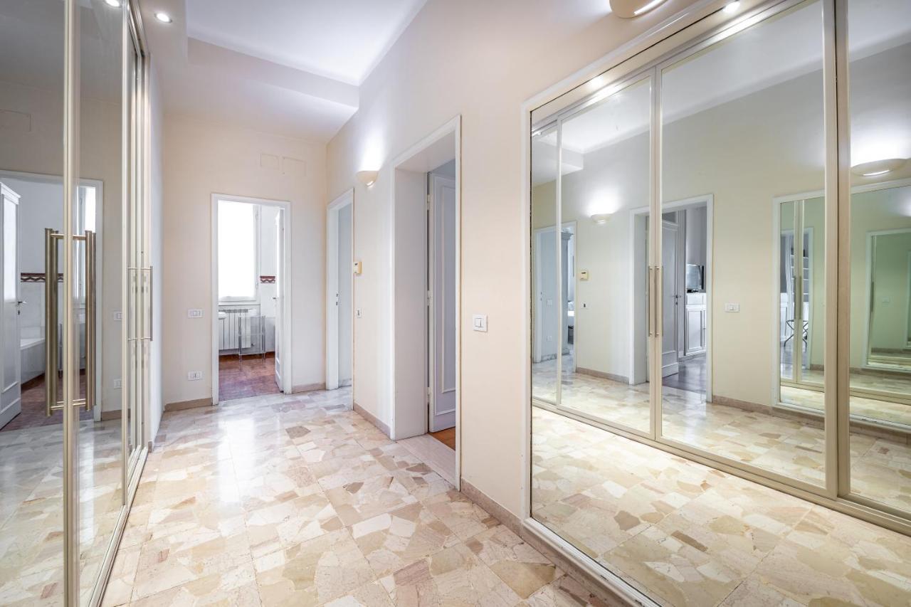 Yid D'Azeglio Luxury Apartment With Parking Florence Luaran gambar