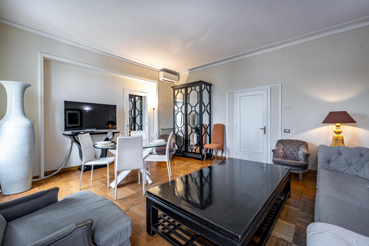 Yid D'Azeglio Luxury Apartment With Parking Florence Luaran gambar