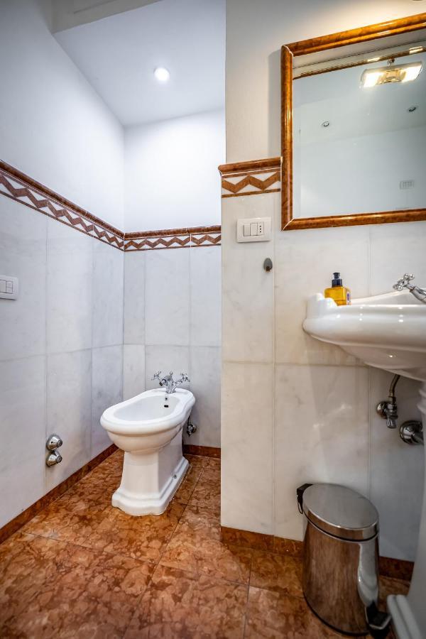 Yid D'Azeglio Luxury Apartment With Parking Florence Luaran gambar
