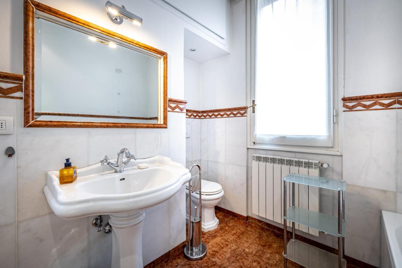 Yid D'Azeglio Luxury Apartment With Parking Florence Luaran gambar